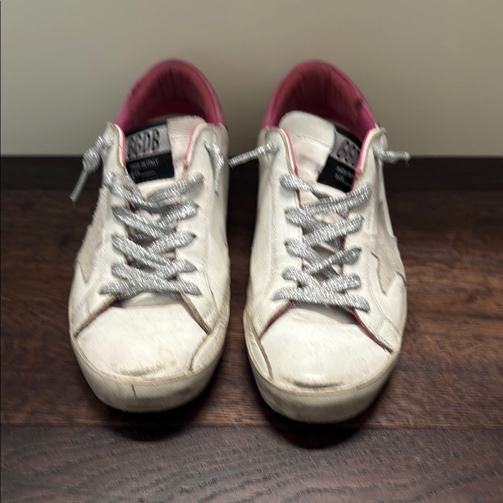 Golden Goose Superstar women’s sneaker